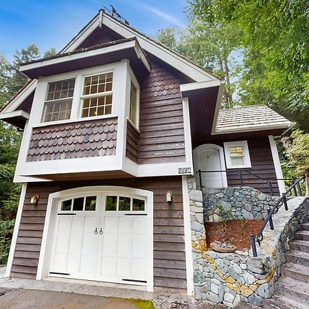 Serene Redwood Retreat Арката Экстерьер фото