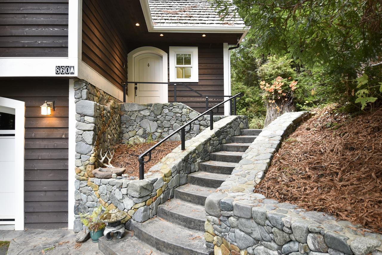 Serene Redwood Retreat Арката Экстерьер фото
